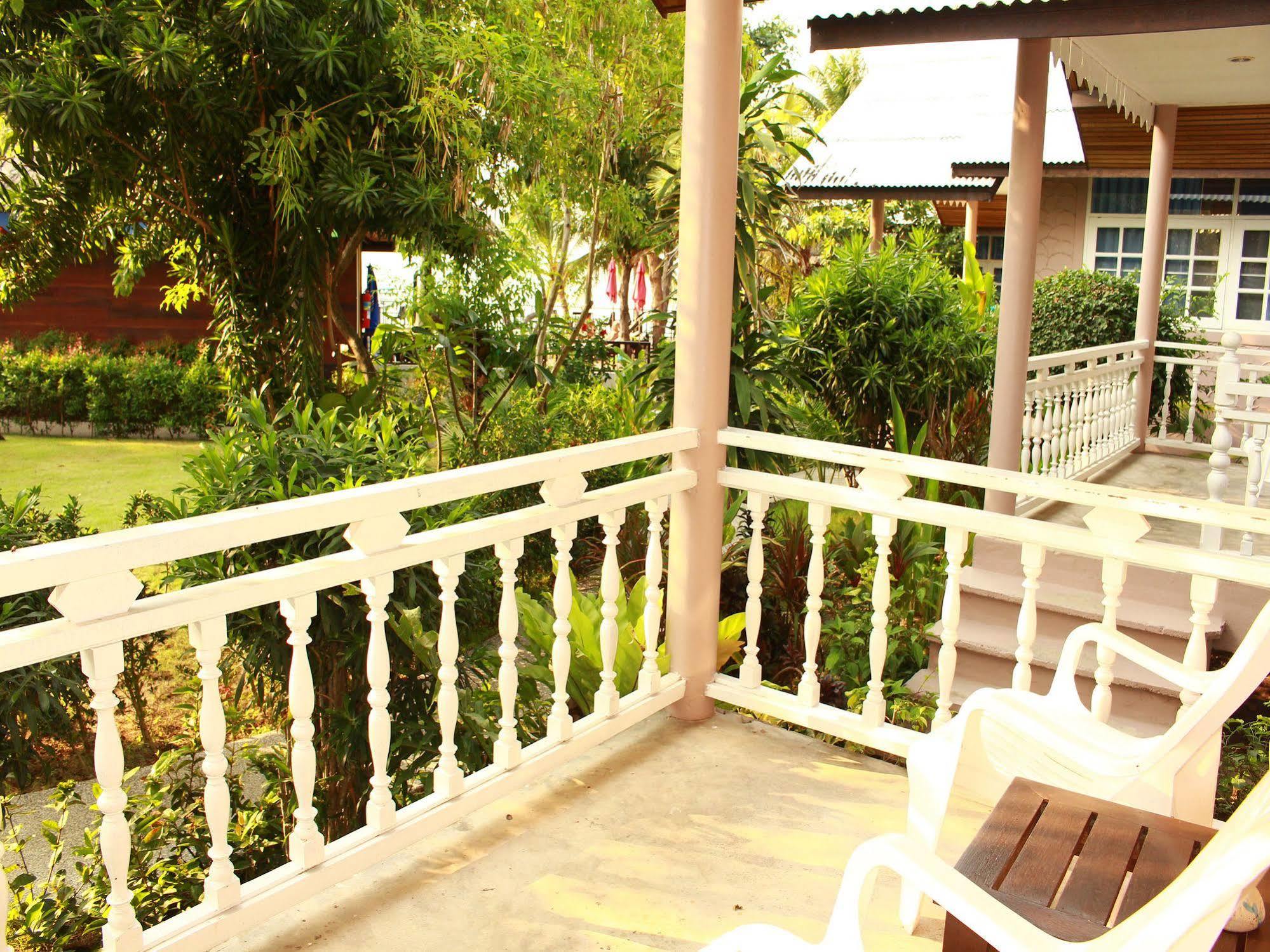 Bangrak Beach Club Bophut Exterior foto